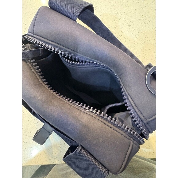 Dange Dover Midnight Landon Small Neoprene Carryall Bag - Picture 6 of 7